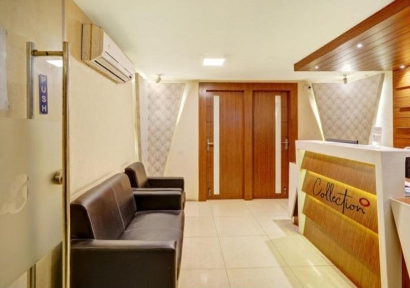 Hotel IRIS Grand